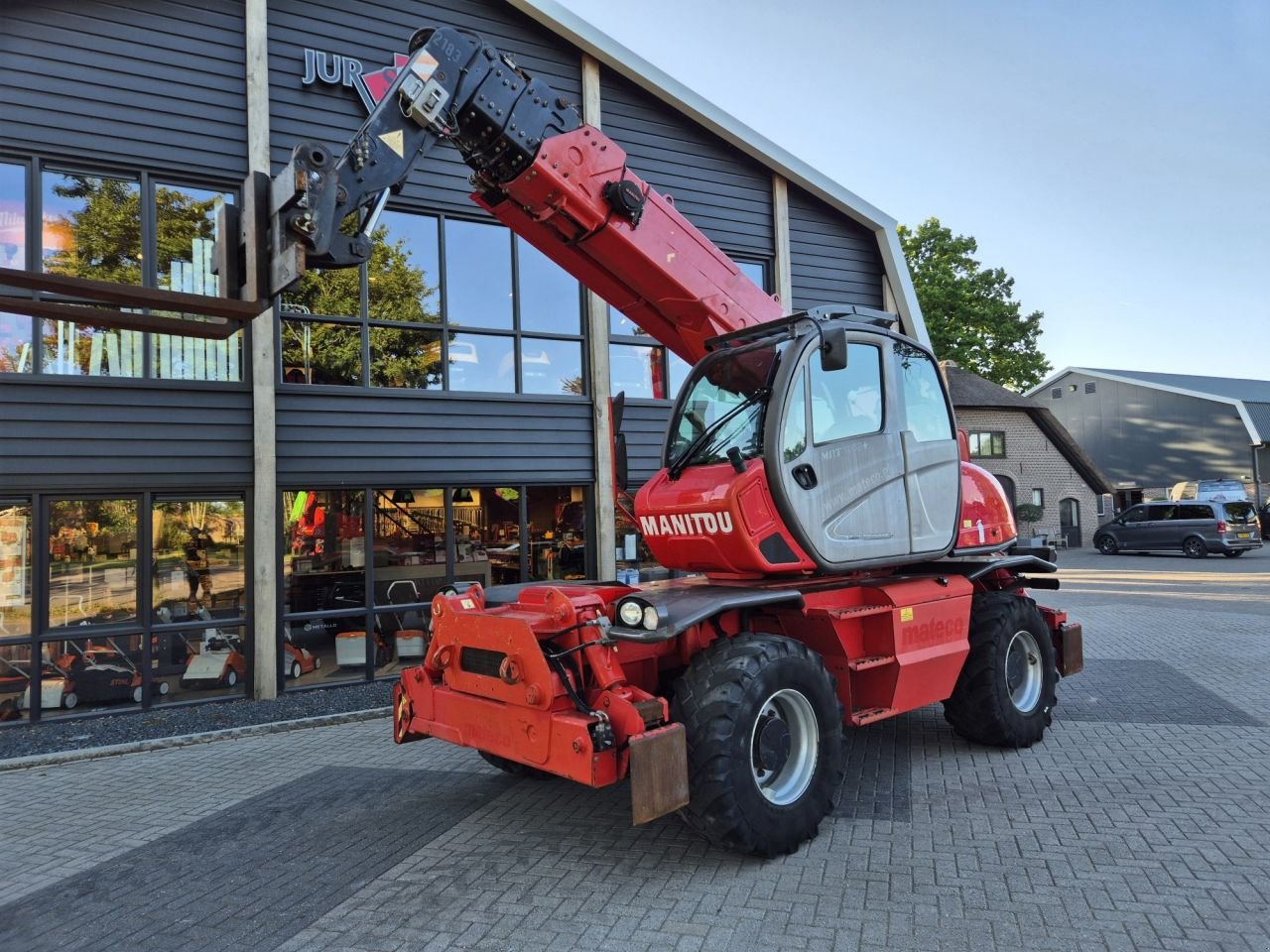 Teleskoplader of the type Manitou MRT 1850 plus privilege, Gebrauchtmaschine in Lunteren (Picture 2)