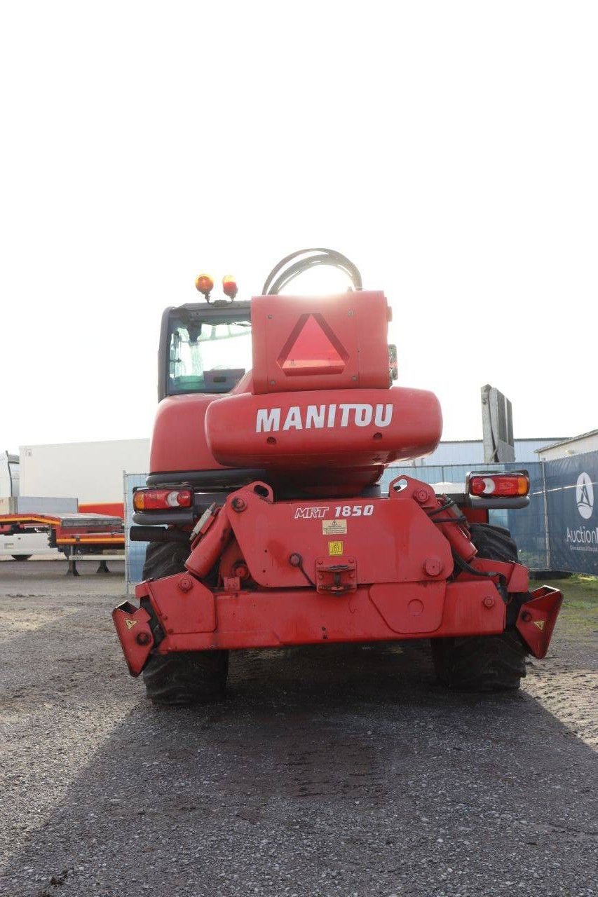Teleskoplader типа Manitou MRT 1850, Gebrauchtmaschine в Antwerpen (Фотография 5)
