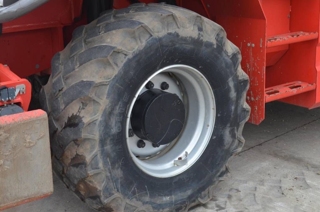 Teleskoplader типа Manitou MRT 2150 Plus Privilege, Gebrauchtmaschine в Moerbeke (Фотография 10)