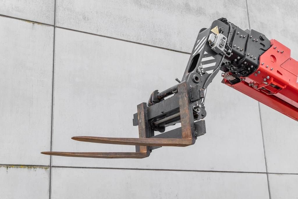 Teleskoplader типа Manitou MRT 2150 Plus Privilege, Gebrauchtmaschine в Moerbeke (Фотография 10)