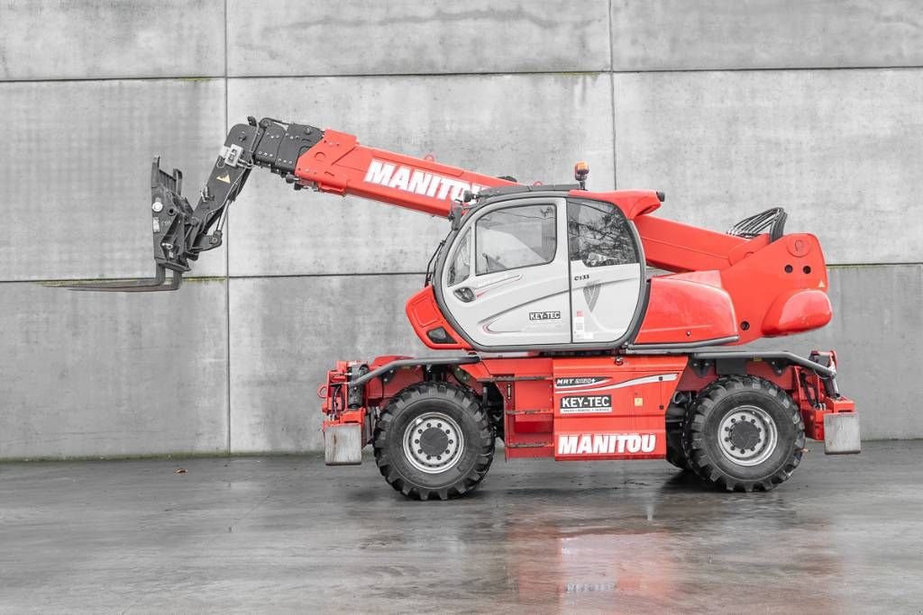 Teleskoplader типа Manitou MRT 2150 Plus Privilege, Gebrauchtmaschine в Moerbeke (Фотография 4)