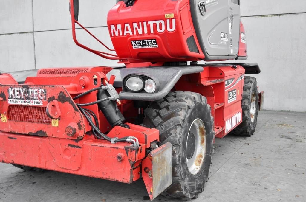 Teleskoplader tip Manitou MRT 2150, Gebrauchtmaschine in Moerbeke (Poză 10)