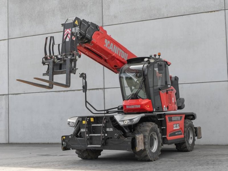 Teleskoplader del tipo Manitou MRT 2260, Gebrauchtmaschine In Moerbeke (Immagine 1)