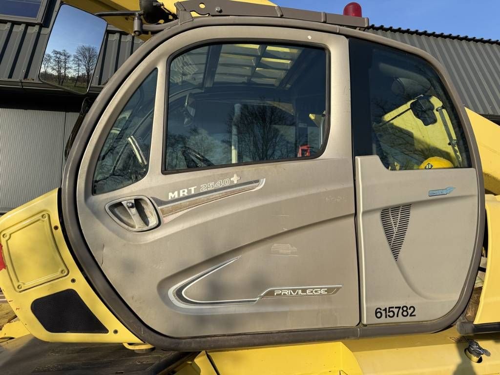 Teleskoplader типа Manitou MRT 2540 Plus Privilege ST4, Gebrauchtmaschine в Luttenberg (Фотография 5)