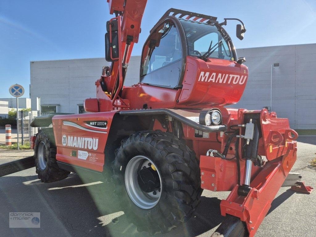 Teleskoplader typu Manitou MRT 2550+, Gebrauchtmaschine v Friedrichsdorf (Obrázek 2)