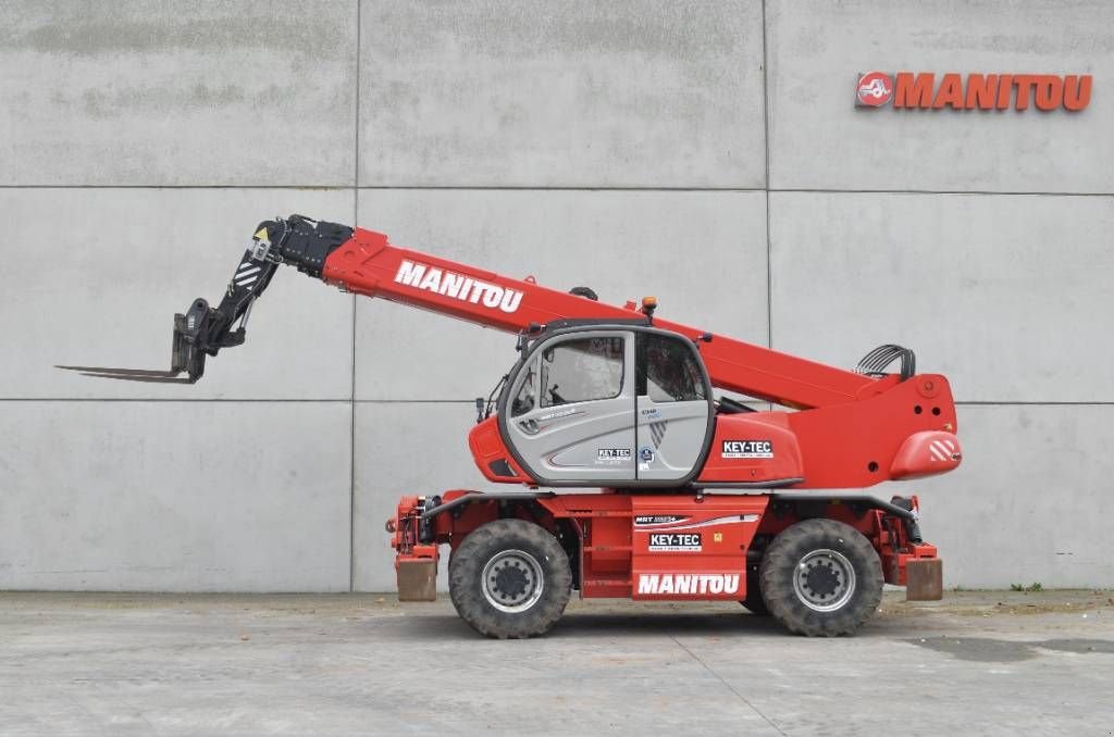 Teleskoplader типа Manitou MRT 2550 Plus Privilege, Gebrauchtmaschine в Moerbeke (Фотография 4)