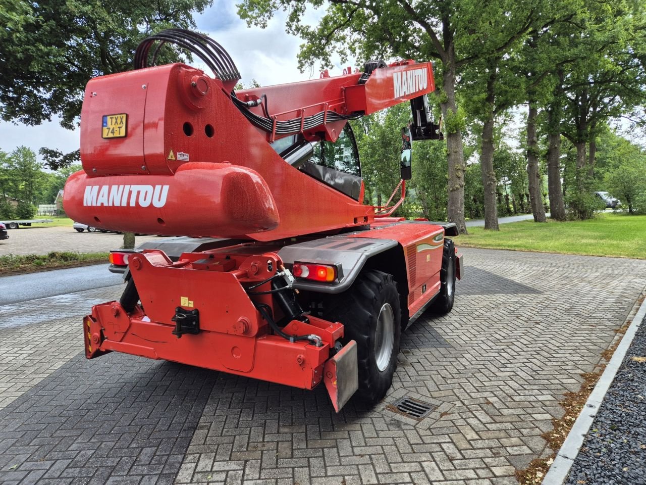 Teleskoplader of the type Manitou MRT 2550 plus privilege, Gebrauchtmaschine in Lunteren (Picture 4)