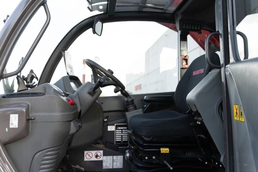 Teleskoplader typu Manitou MRT 2550, Gebrauchtmaschine v Moerbeke (Obrázek 10)