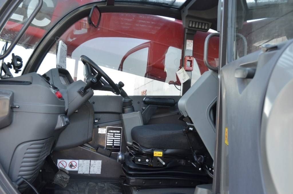 Teleskoplader typu Manitou MRT 2550, Gebrauchtmaschine v Moerbeke (Obrázek 9)