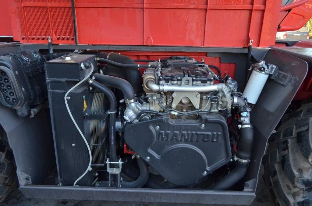 Teleskoplader typu Manitou MRT 2550, Gebrauchtmaschine v Moerbeke (Obrázek 4)