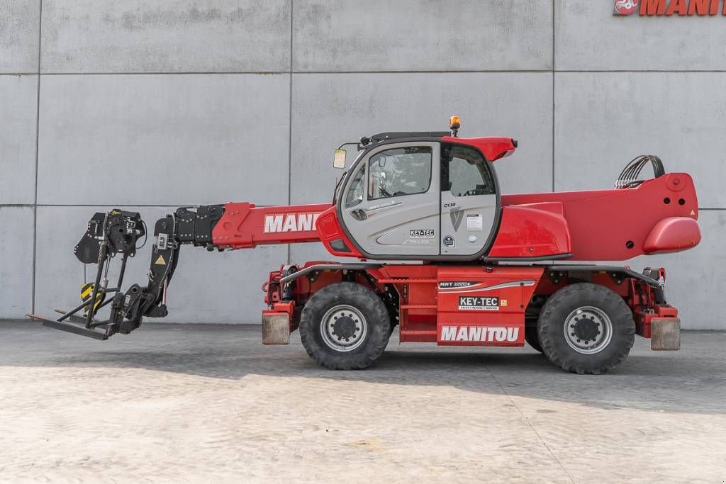 Teleskoplader typu Manitou MRT 2550, Gebrauchtmaschine v Moerbeke (Obrázek 4)