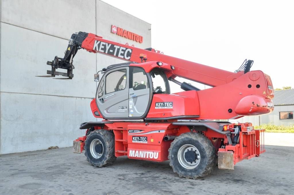 Teleskoplader typu Manitou MRT 2550, Gebrauchtmaschine v Moerbeke (Obrázok 4)