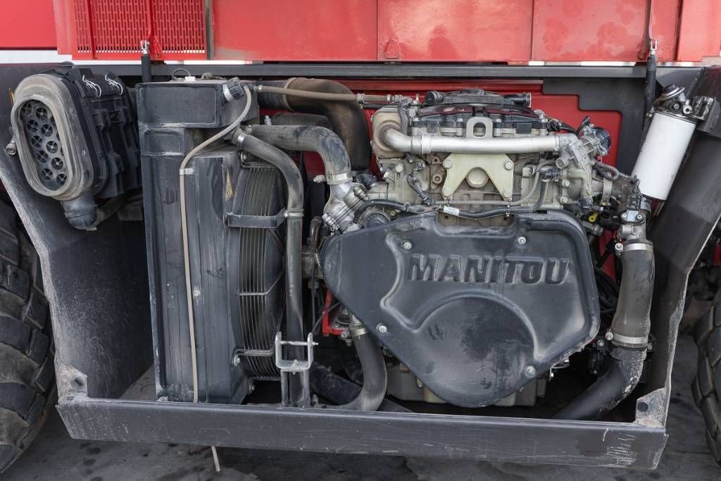 Teleskoplader of the type Manitou MRT 2550, Gebrauchtmaschine in Moerbeke (Picture 11)