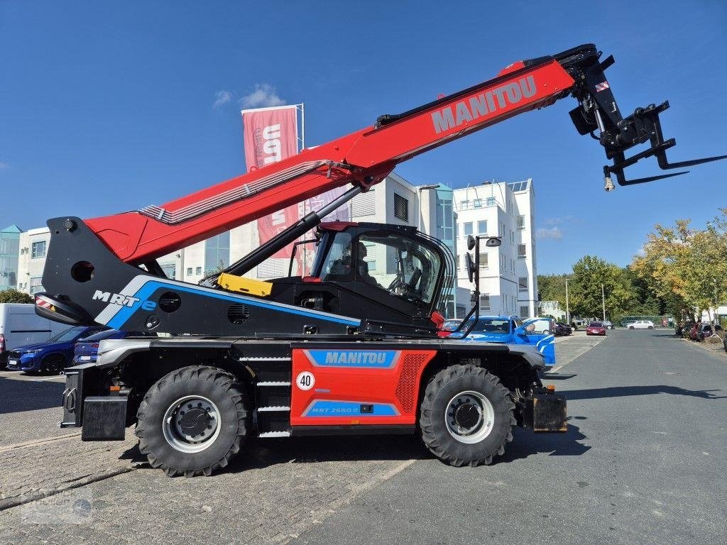Teleskoplader tip Manitou MRT 2660 E OXYGEN, Gebrauchtmaschine in Friedrichsdorf (Poză 2)