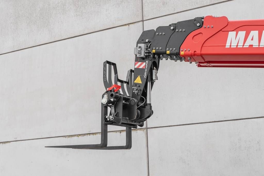 Teleskoplader tip Manitou MRT 2660, Gebrauchtmaschine in Moerbeke (Poză 9)