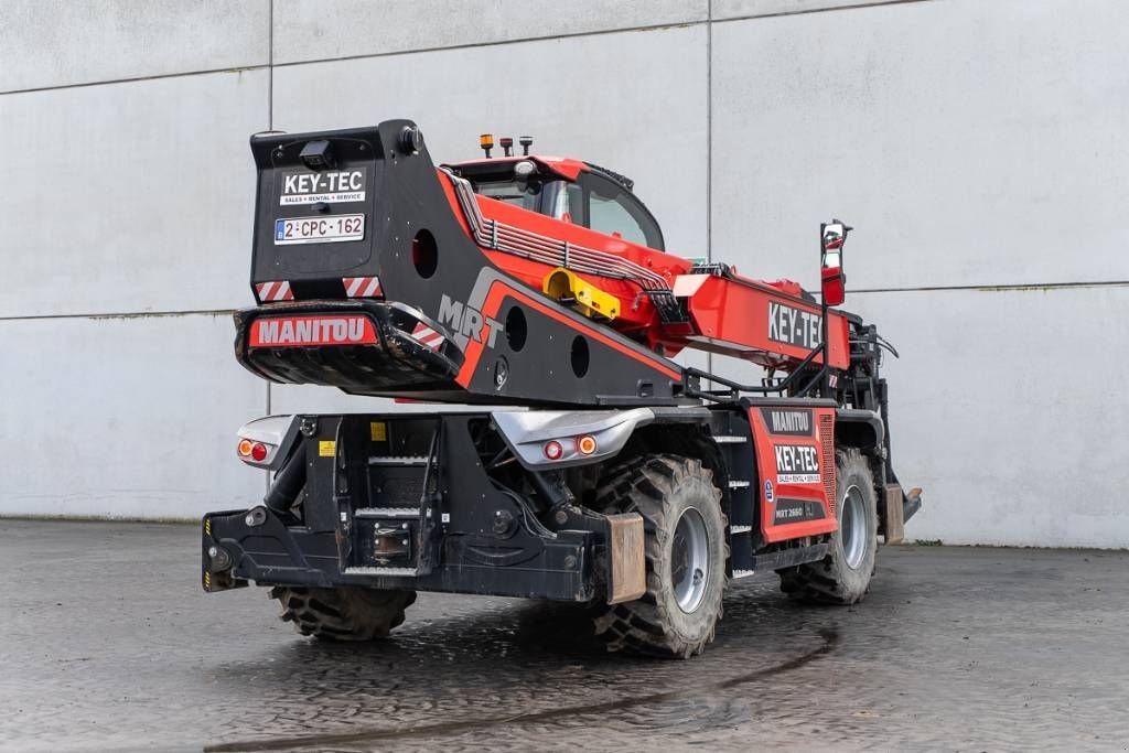 Teleskoplader tip Manitou MRT 2660, Gebrauchtmaschine in Moerbeke (Poză 4)