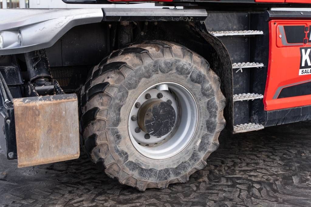 Teleskoplader tip Manitou MRT 2660, Gebrauchtmaschine in Moerbeke (Poză 9)