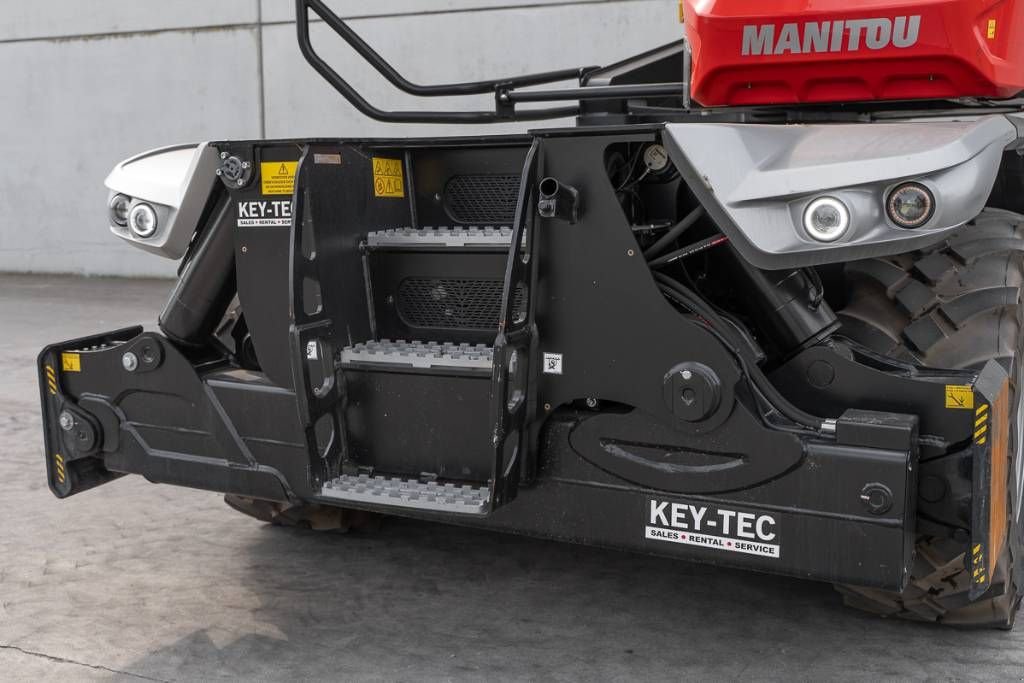 Teleskoplader типа Manitou MRT 2660, Gebrauchtmaschine в Moerbeke (Фотография 11)