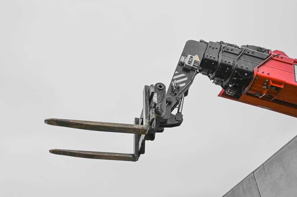 Teleskoplader του τύπου Manitou MRT 3255, Gebrauchtmaschine σε Moerbeke (Φωτογραφία 9)