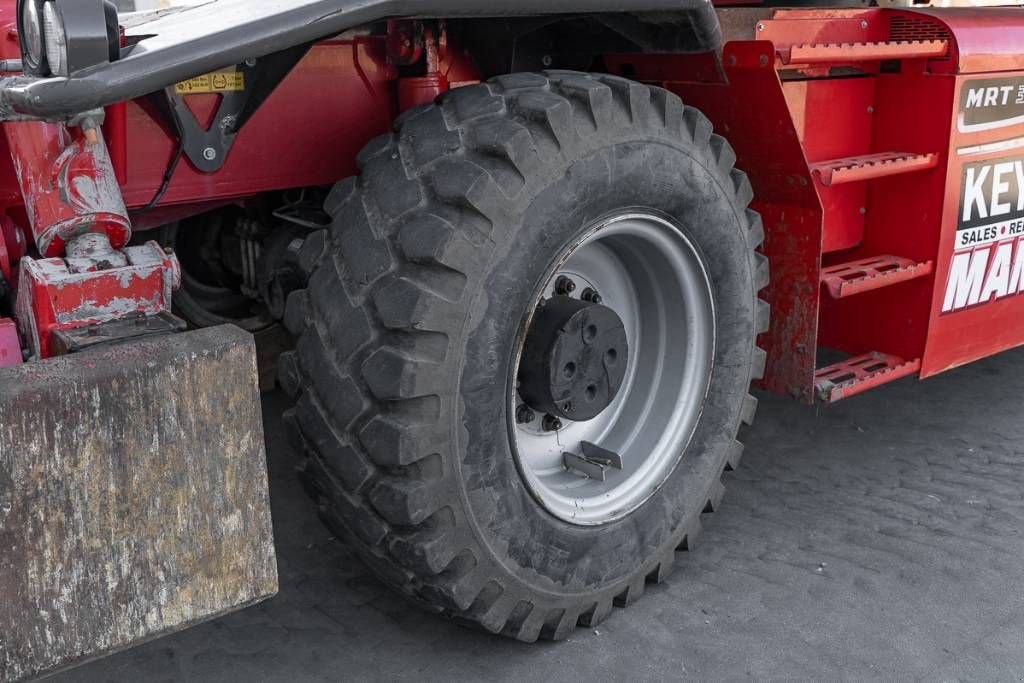 Teleskoplader of the type Manitou MRT 3255, Gebrauchtmaschine in Moerbeke (Picture 11)