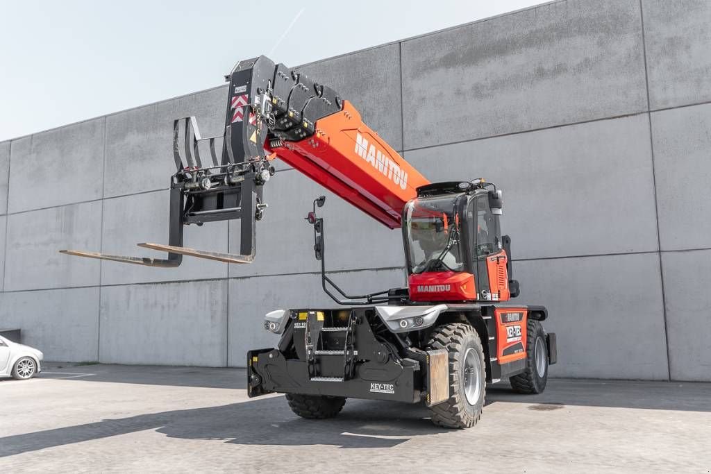 Teleskoplader of the type Manitou MRT 3570 360 210 Y, Gebrauchtmaschine in Moerbeke (Picture 1)