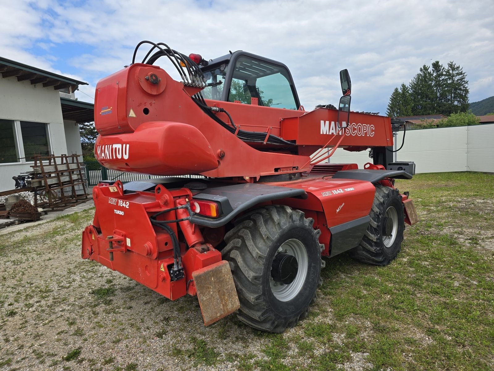 Teleskoplader of the type Manitou MRT1842, Gebrauchtmaschine in Gabersdorf (Picture 5)
