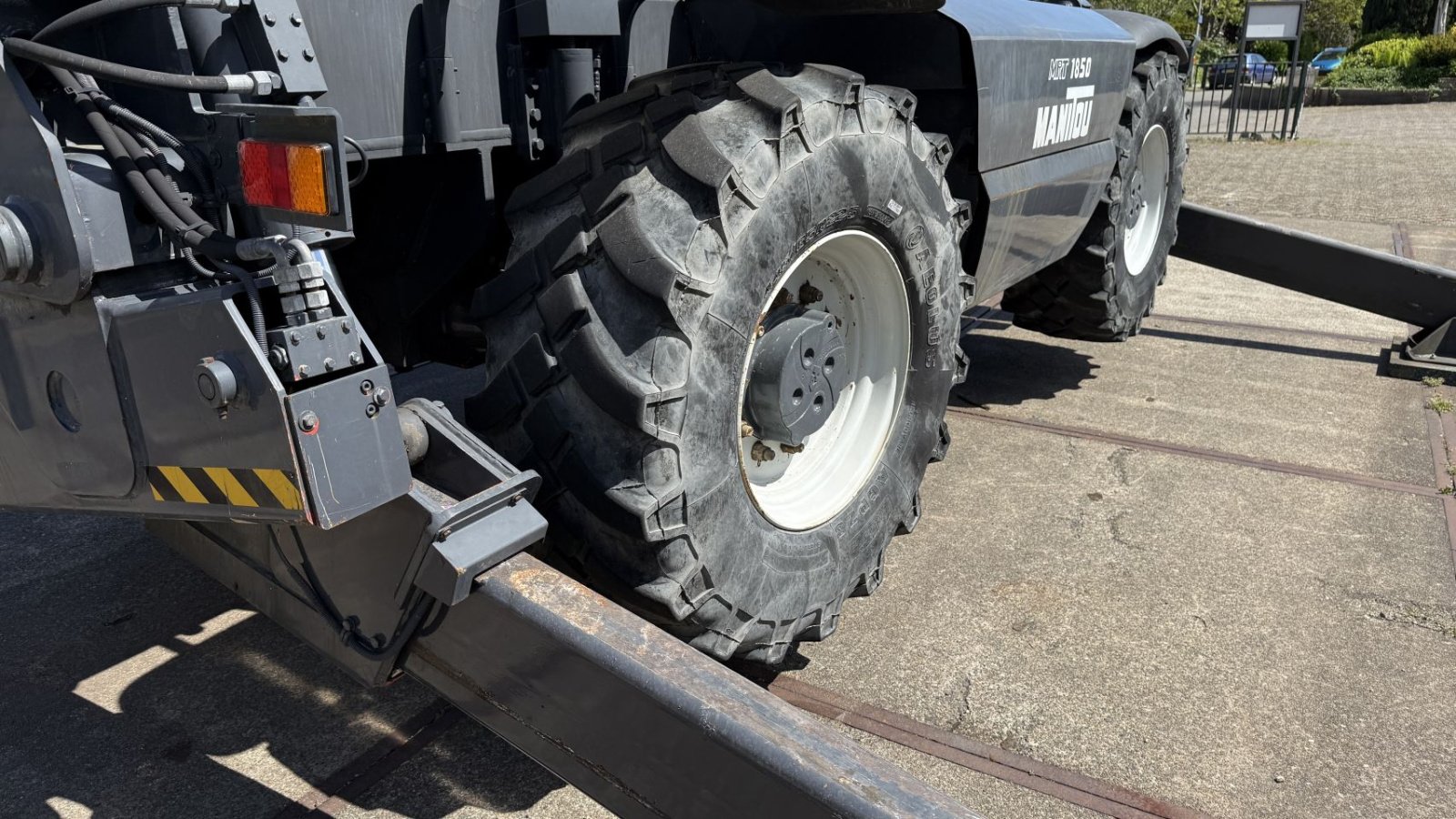 Teleskoplader typu Manitou MRT1850, Gebrauchtmaschine w Krimpen aan de Lek (Zdjęcie 7)