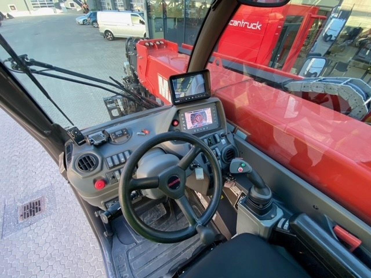 Teleskoplader tip Manitou MRT2150 PRIVILEGE+, Gebrauchtmaschine in Skive (Poză 7)