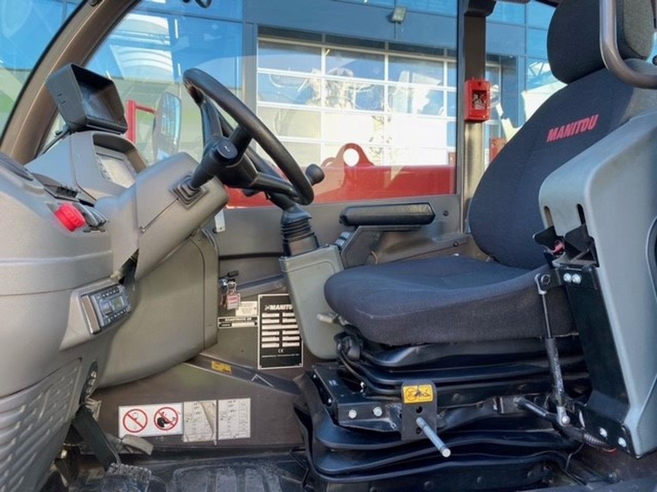 Teleskoplader tip Manitou MRT2150 PRIVILEGE+, Gebrauchtmaschine in Skive (Poză 6)