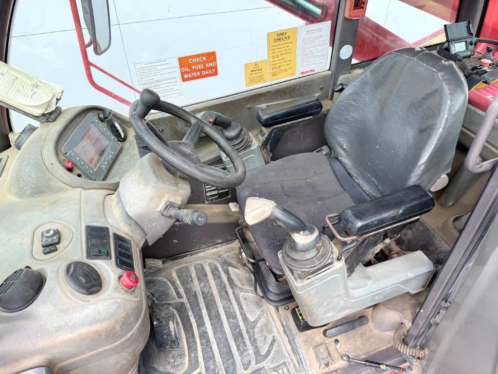 Teleskoplader Türe ait Manitou MRT2150+ Privilege - Remote Control / 4x4x4 / AC, Gebrauchtmaschine içinde Veldhoven (resim 9)