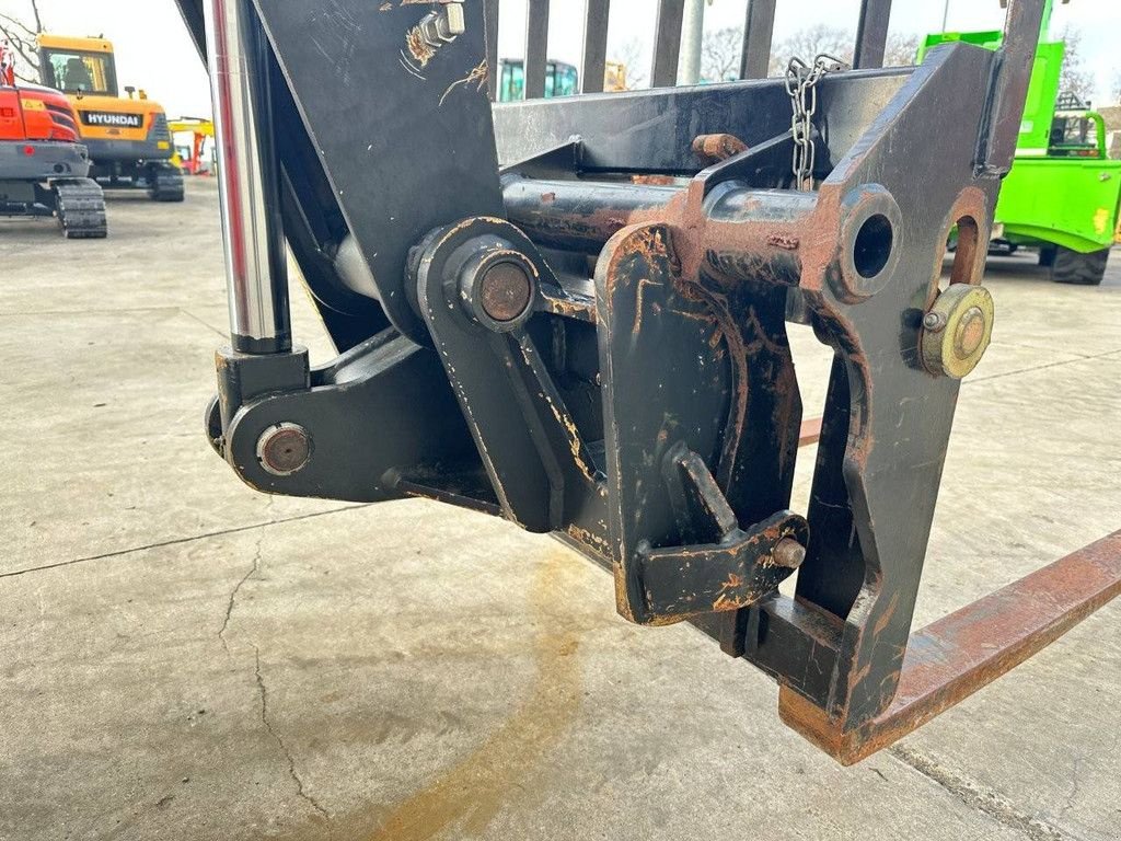 Teleskoplader Türe ait Manitou MRT2150, Gebrauchtmaschine içinde Antwerpen (resim 11)