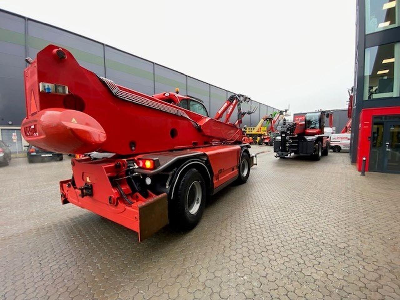 Teleskoplader of the type Manitou MRT2470P+ ST4, Gebrauchtmaschine in Skive (Picture 3)
