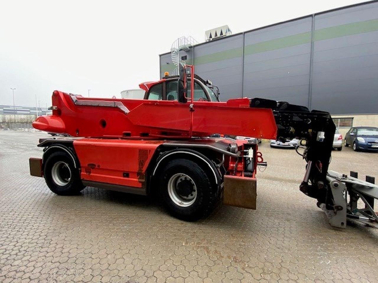 Teleskoplader of the type Manitou MRT2470P+ ST4, Gebrauchtmaschine in Skive (Picture 4)