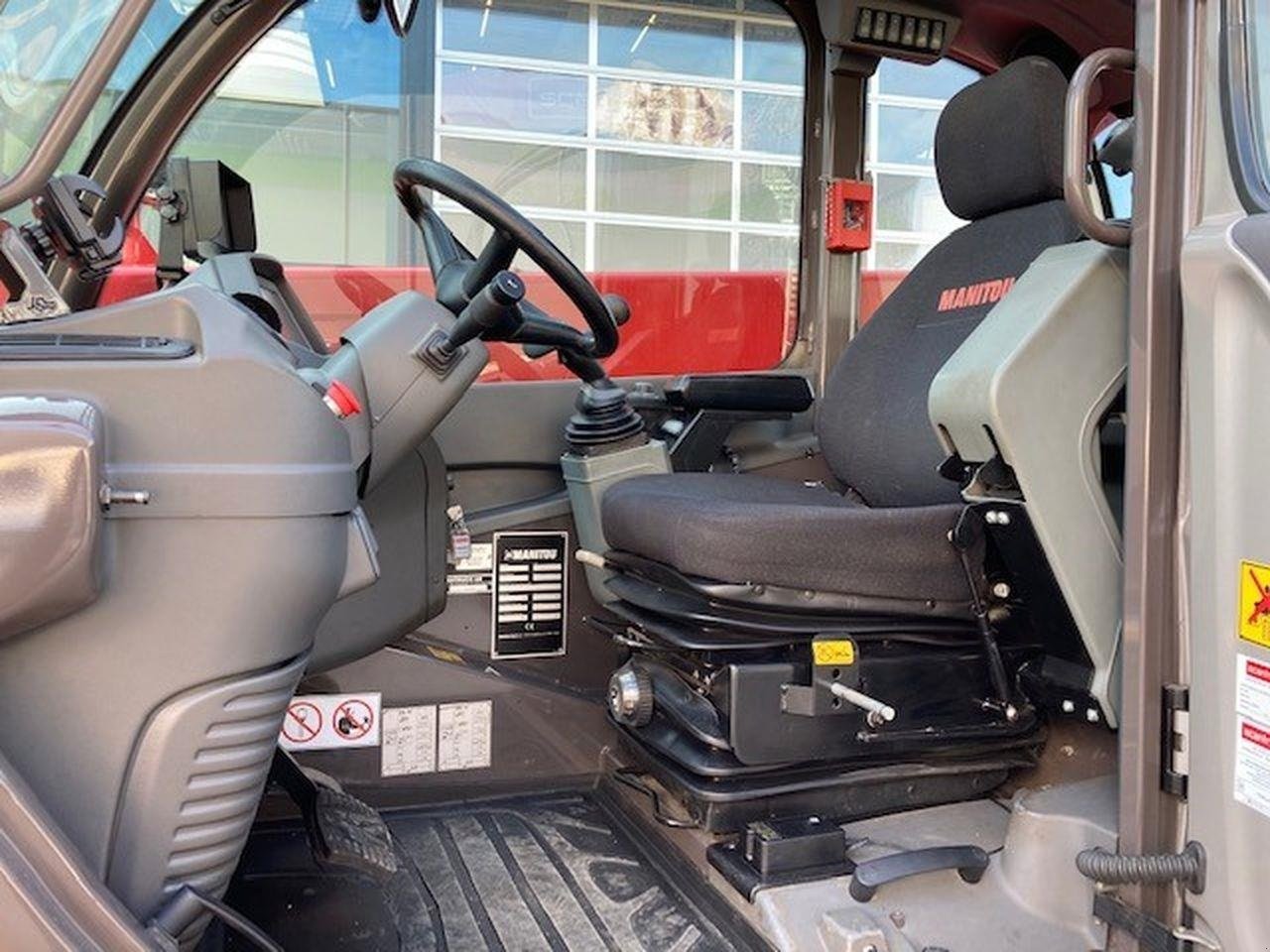 Teleskoplader des Typs Manitou MRT3050P+ ST4, Gebrauchtmaschine in Skive (Bild 6)