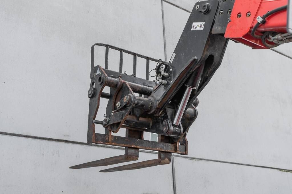 Teleskoplader of the type Manitou MT 1030, Gebrauchtmaschine in Moerbeke (Picture 8)