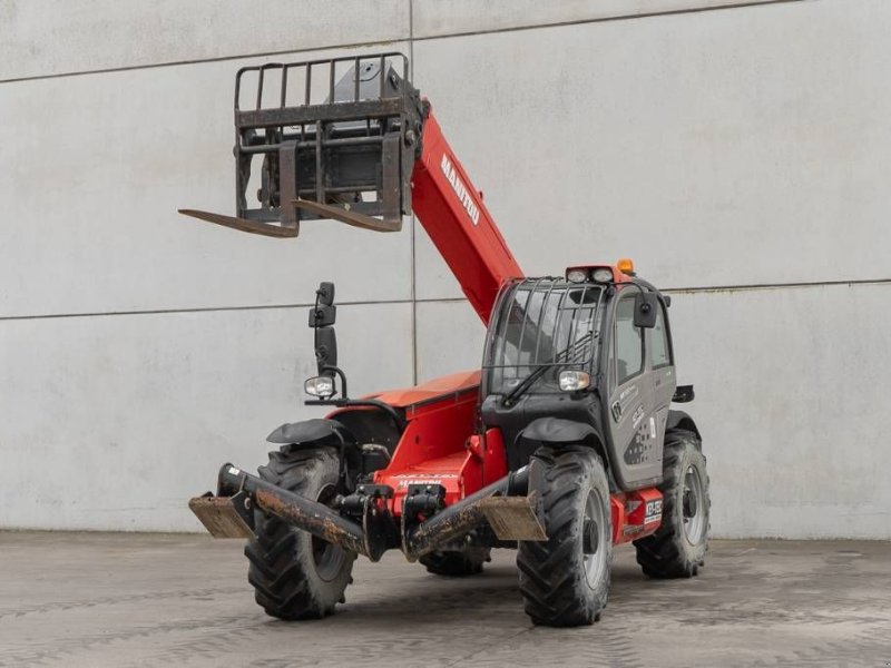 Teleskoplader del tipo Manitou MT 1135, Gebrauchtmaschine In Moerbeke (Immagine 1)