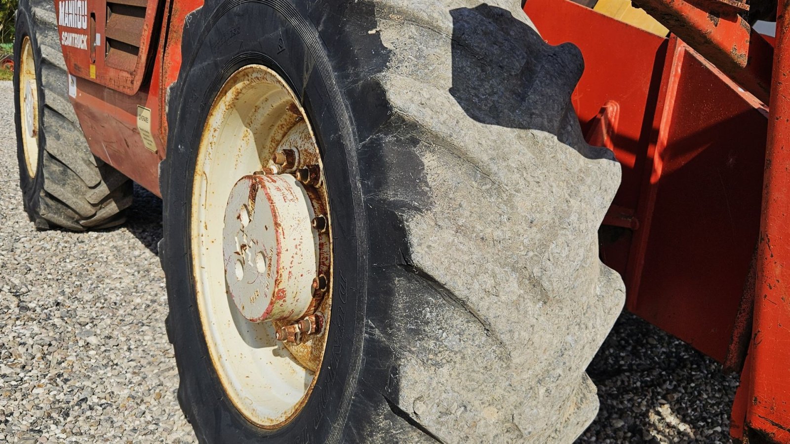 Teleskoplader tip Manitou MT 1232 ST / med 4 stk tilbehør / 8600 timer, Gebrauchtmaschine in Arden (Poză 13)