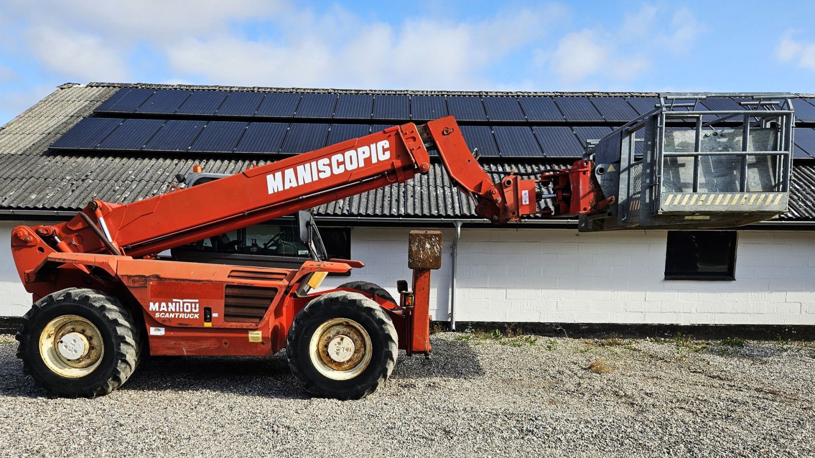 Teleskoplader tip Manitou MT 1232 ST / med 4 stk tilbehør / 8600 timer, Gebrauchtmaschine in Arden (Poză 1)