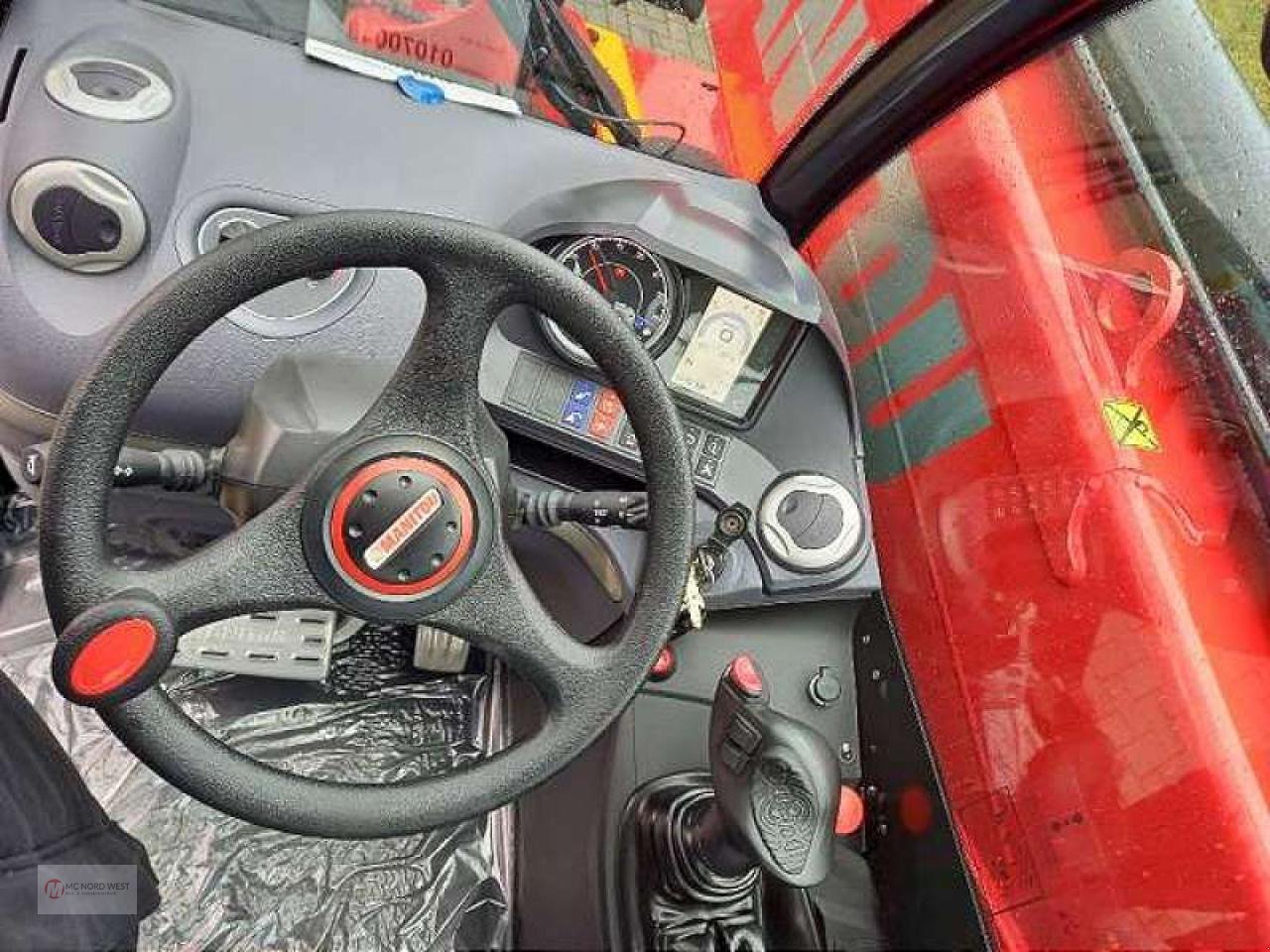 Teleskoplader of the type Manitou MT 1335, Neumaschine in Oyten (Picture 9)