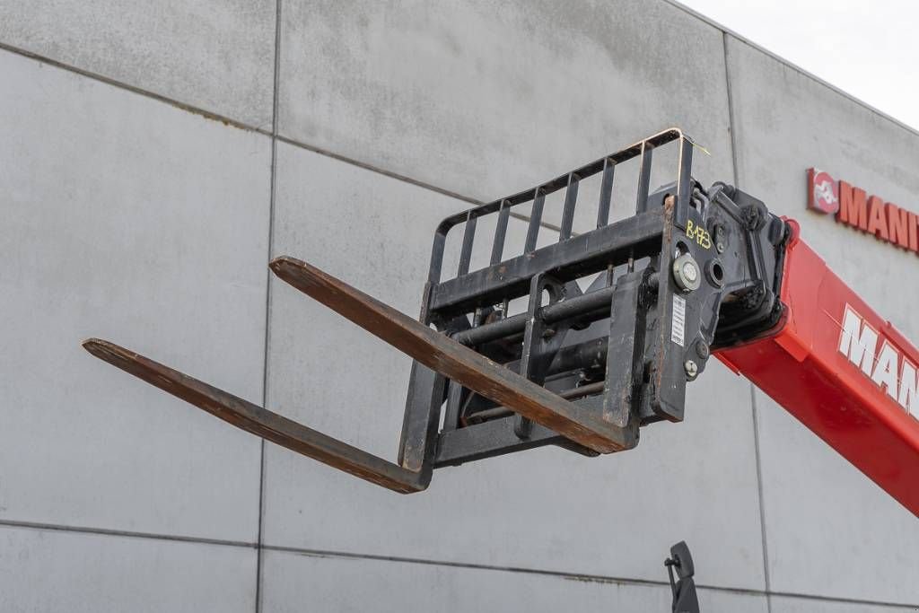 Teleskoplader del tipo Manitou MT 1440, Gebrauchtmaschine In Moerbeke (Immagine 9)