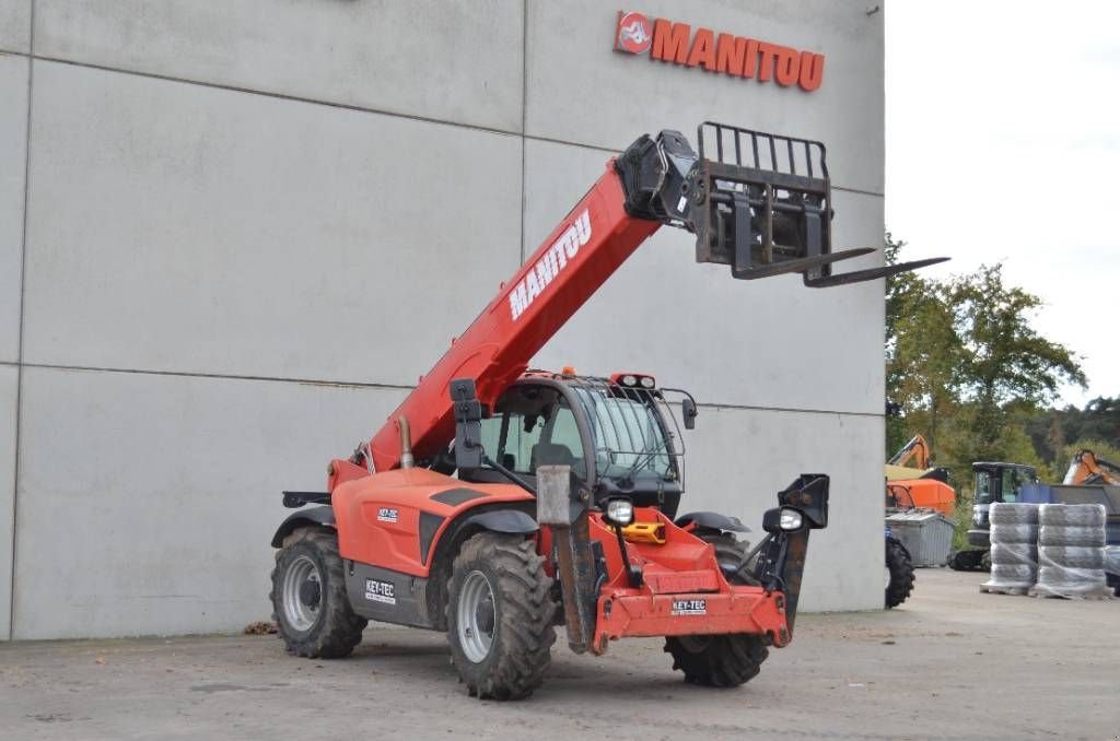 Teleskoplader от тип Manitou MT 1440, Gebrauchtmaschine в Moerbeke (Снимка 2)