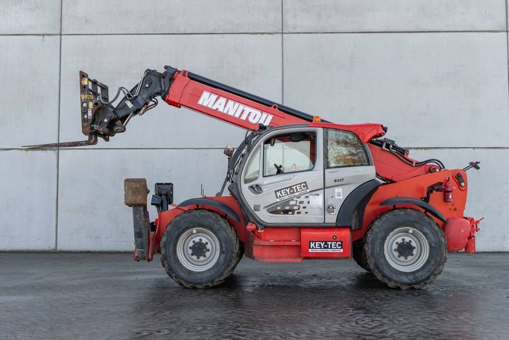 Teleskoplader del tipo Manitou MT 1440, Gebrauchtmaschine In Moerbeke (Immagine 3)