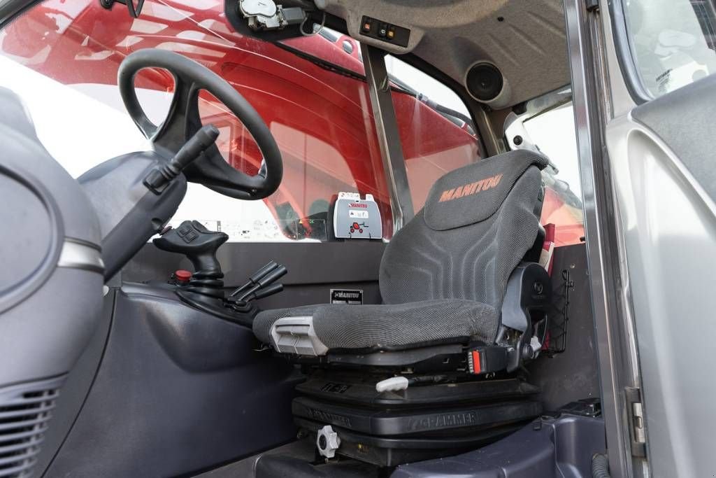 Teleskoplader Türe ait Manitou MT 1440, Gebrauchtmaschine içinde Moerbeke (resim 7)