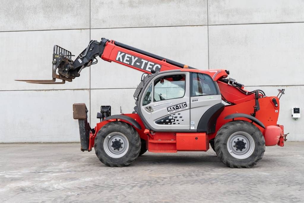 Teleskoplader типа Manitou MT 1440, Gebrauchtmaschine в Moerbeke (Фотография 3)