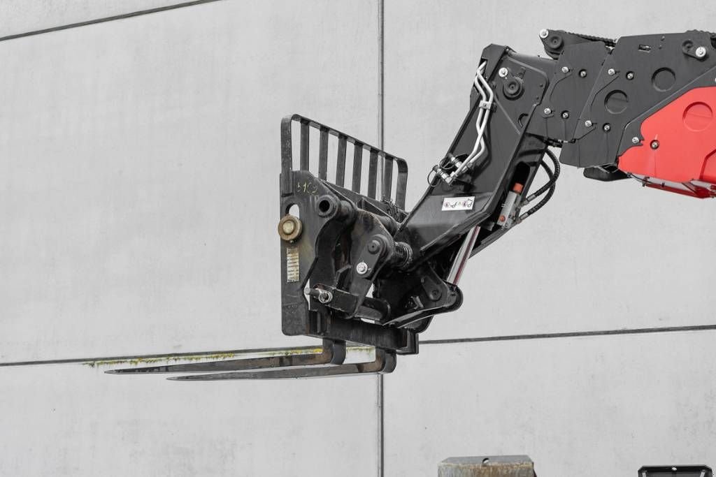 Teleskoplader от тип Manitou MT 1840, Gebrauchtmaschine в Moerbeke (Снимка 9)