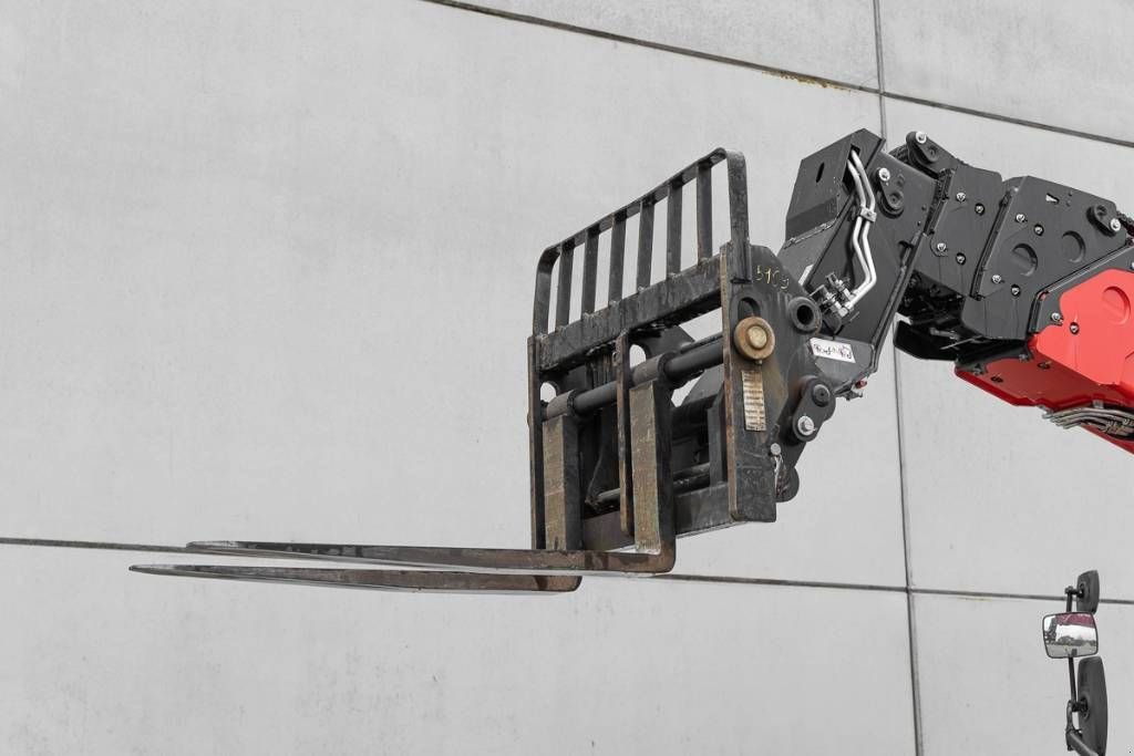 Teleskoplader от тип Manitou MT 1840, Gebrauchtmaschine в Moerbeke (Снимка 10)