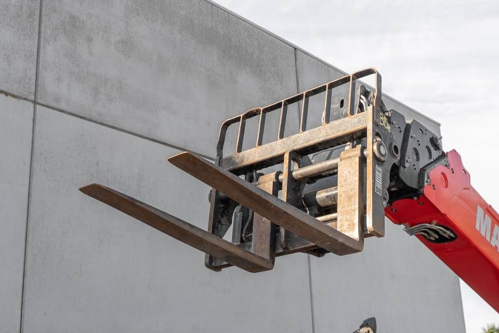 Teleskoplader du type Manitou MT 1840, Gebrauchtmaschine en Moerbeke (Photo 9)