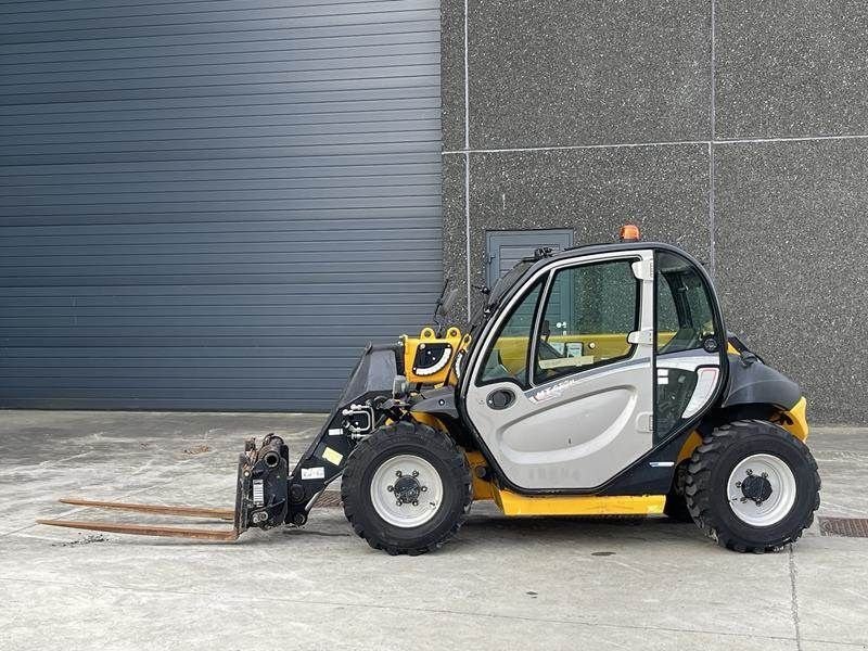 Teleskoplader of the type Manitou MT 420 H, Gebrauchtmaschine in Waregem (Picture 2)