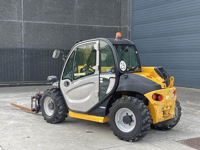 Teleskoplader of the type Manitou MT 420 H, Gebrauchtmaschine in Waregem (Picture 3)