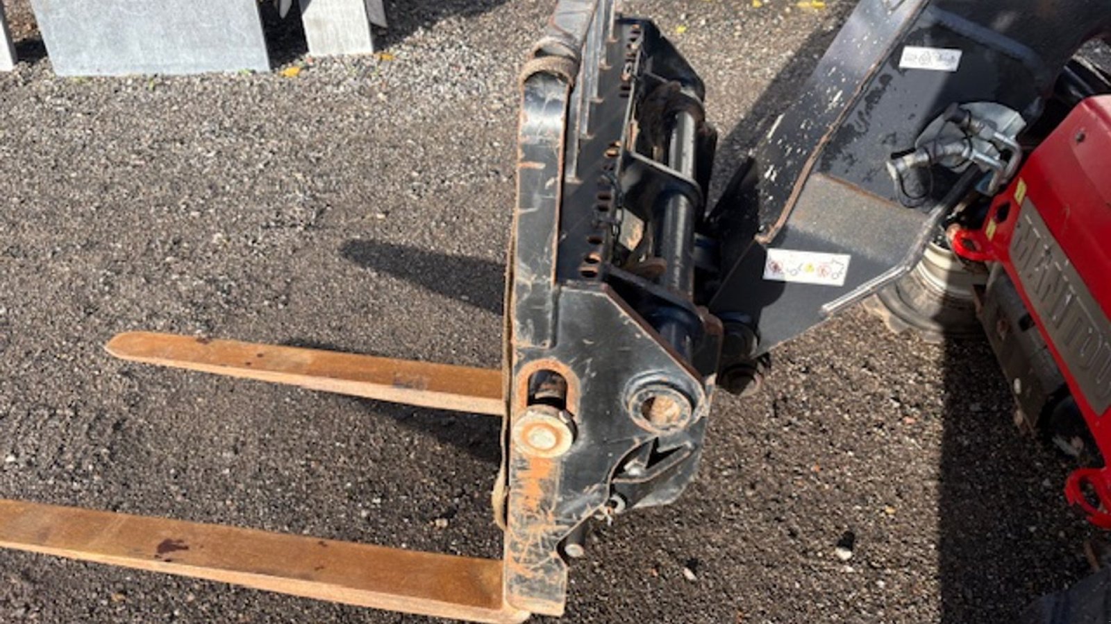 Teleskoplader tip Manitou MT 625 COMFORT M. SKOVL OG GAFLER. 3. FUNKTION, Gebrauchtmaschine in Dronninglund (Poză 8)